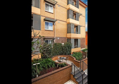 Comfort Inn & Suites Burwood - Accommodation NSW 17