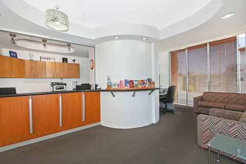 Comfort Inn & Suites Northgate Airport - Accommodation NSW 1