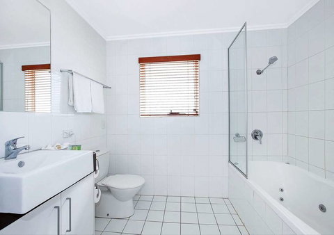 Comfort Inn & Suites Northgate Airport - Accommodation NSW 10