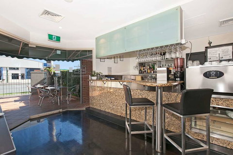 Comfort Inn & Suites Northgate Airport - Accommodation NSW 14