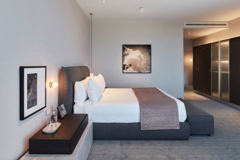Eos by SkyCity - Accommodation NSW 6