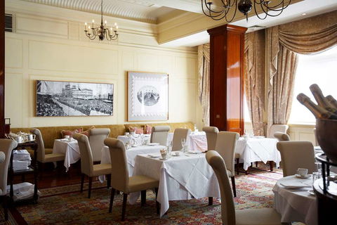 The Hotel Windsor - Accommodation NSW 15
