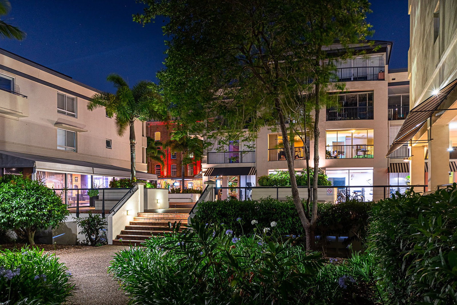 Newstead QLD Accommodation NSW