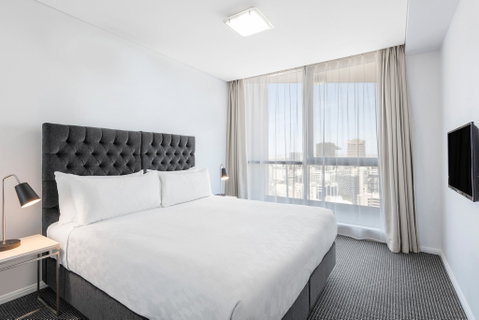 Meriton Suites Campbell Street - Accommodation NSW 13