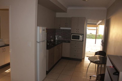 Western Gateway Motel - Accommodation NSW 12