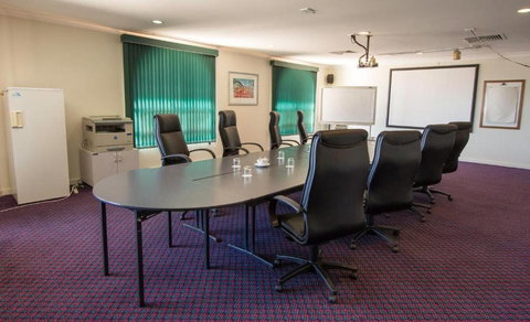 Western Gateway Motel - Accommodation NSW 13