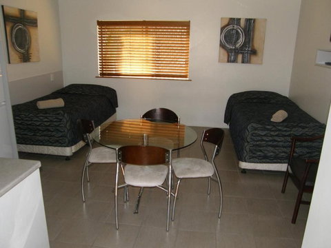 Western Gateway Motel - Accommodation NSW 16