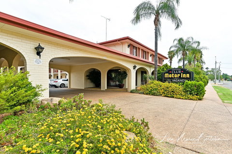 Narrandera Club Motor Inn - Accommodation NSW 0