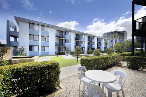 Assured Waterside Apartments - Accommodation NSW 0