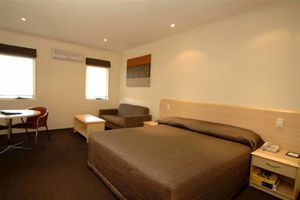 Red Bridge Motor Inn - Accommodation NSW 1