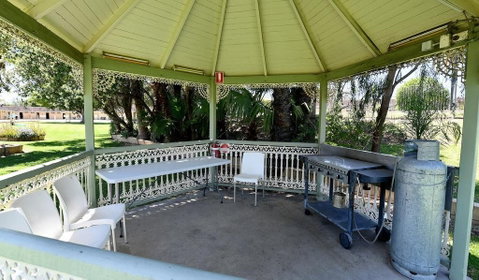Burke & Wills Motor Inn - Accommodation NSW 1
