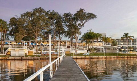 The Beachcomber Hotel & Resort - Accommodation NSW 0