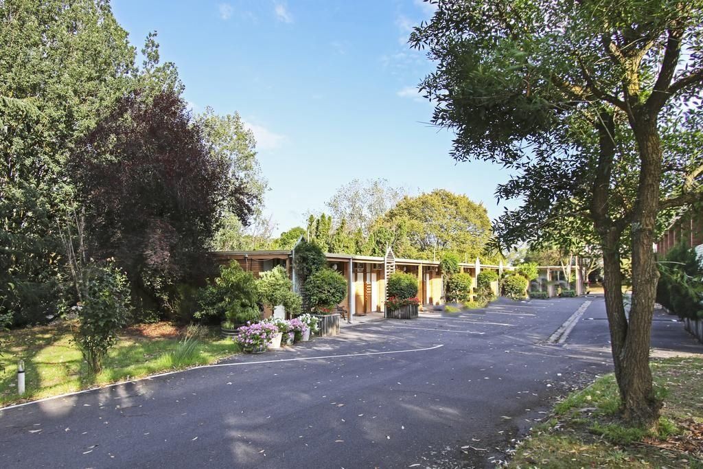 Amor VIC Accommodation NSW