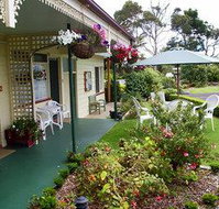 Wintersun Gardens Motel