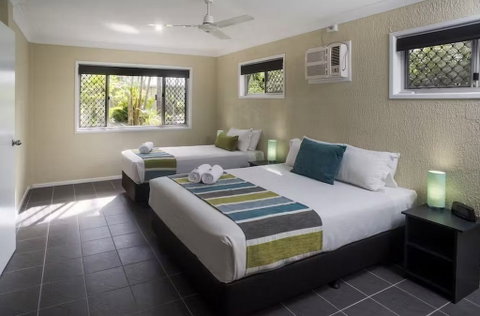 The Beach Motel Hervey Bay - Accommodation NSW 1