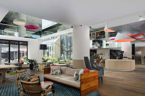 QT Gold Coast - Accommodation NSW 2