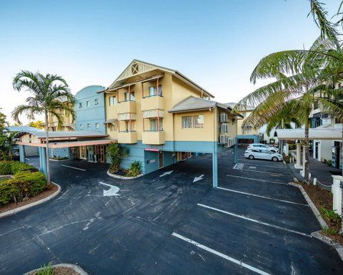 Cairns Queenscourt - Accommodation NSW 0