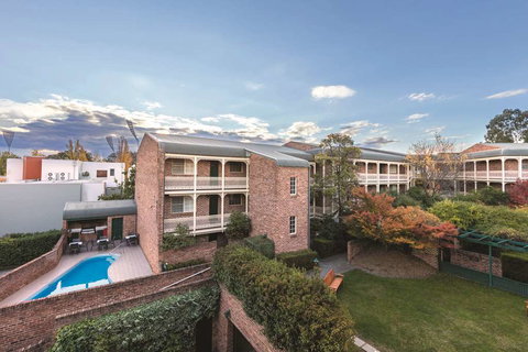 Adina Serviced Apts Canberra Kingston - Accommodation NSW 1