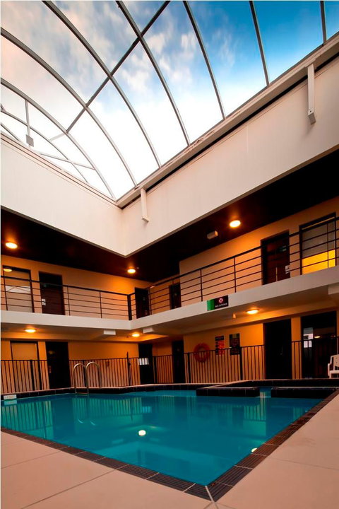 Cambridge Hotel Sydney - Accommodation NSW 2