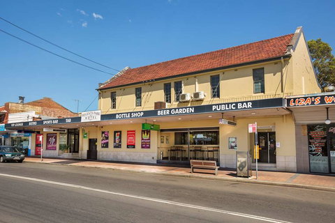 Nightcap at Regents Park Hotel - Accommodation NSW 0