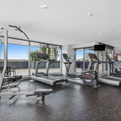 H on Mitchell Apartment Hotel - Accommodation NSW 12