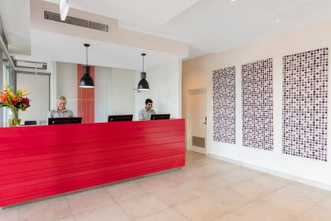 Oaks Elan Darwin - Accommodation NSW 1