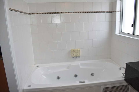 Best Western Coachman's Inn Motel - Accommodation NSW 13