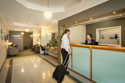 Quest Waterfront Serviced Apartments - Accommodation NSW 1