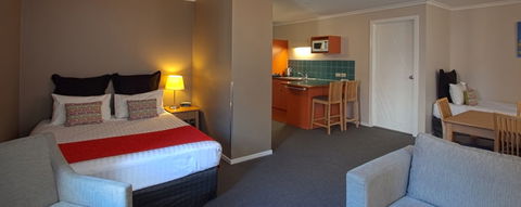 Quest Waterfront Serviced Apartments - Accommodation NSW 2
