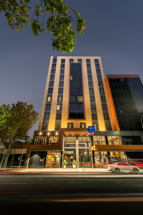 TRYP By Wyndham Pulteney Street - Accommodation NSW 2