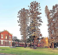 Mercure Monte Pio Hotel  Conference Ctr - Accommodation NSW