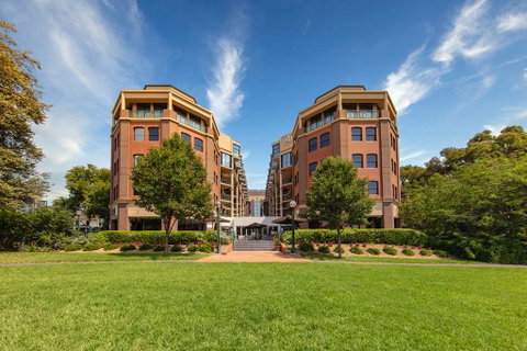 Amora Hotel Riverwalk Melbourne - Accommodation NSW 0