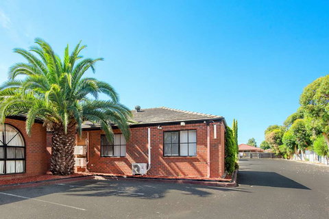 Comfort Inn Dandenong - Accommodation NSW 1