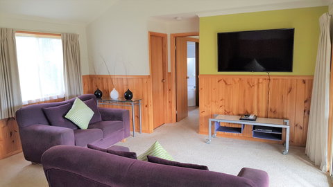 Golden Heritage Motor Inn & Cottages - Accommodation NSW 2