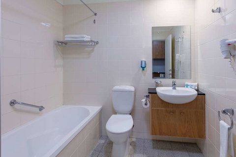 Nesuto Canberra Apartment Hotel - Accommodation NSW 4