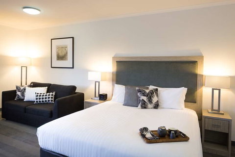 H on Smith Hotel - Accommodation NSW 14