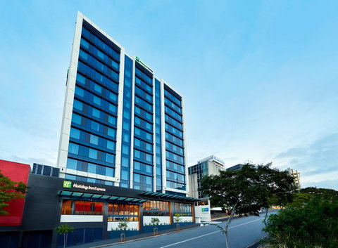 Holiday Inn Express Brisbane Central - Accommodation NSW 1