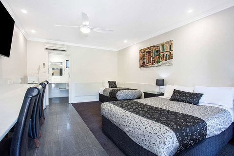 Comfort Inn May Park - Accommodation NSW 0