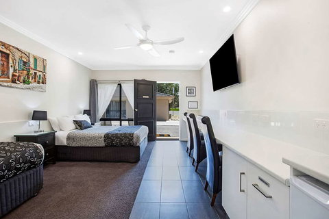 Comfort Inn May Park - Accommodation NSW 1