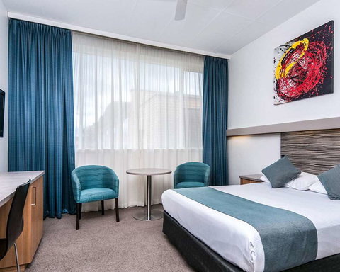 Comfort Inn Regal Park - Accommodation NSW 2