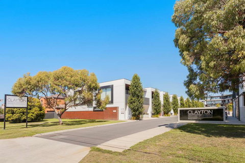 Clayton Serviced Apartments - Accommodation NSW 2