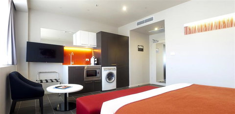 Abode Woden - Accommodation NSW 2