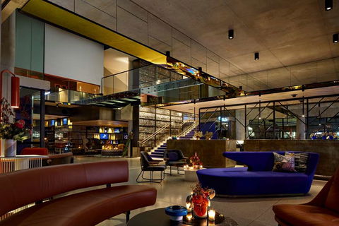 QT Melbourne - Accommodation NSW 2