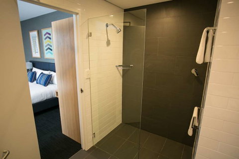 Alpha Hotel Eastern Creek - Accommodation NSW 1