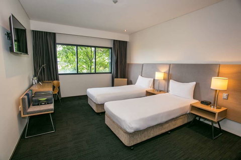 Alpha Hotel Eastern Creek - Accommodation NSW 5
