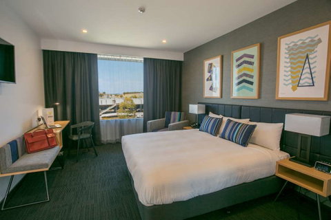 Alpha Hotel Eastern Creek - Accommodation NSW 9