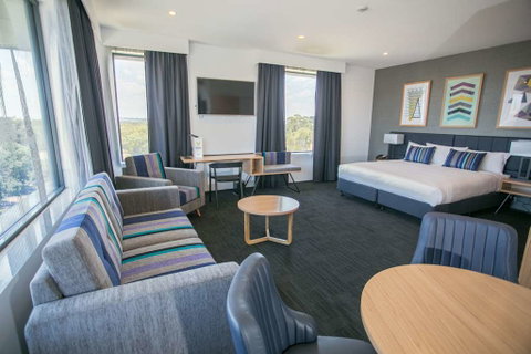 Alpha Hotel Eastern Creek - Accommodation NSW 13