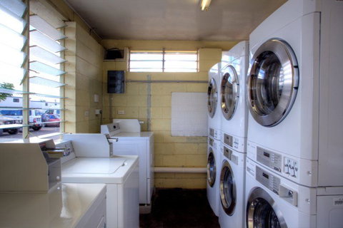 Discovery Parks Blackwater - Accommodation NSW 7