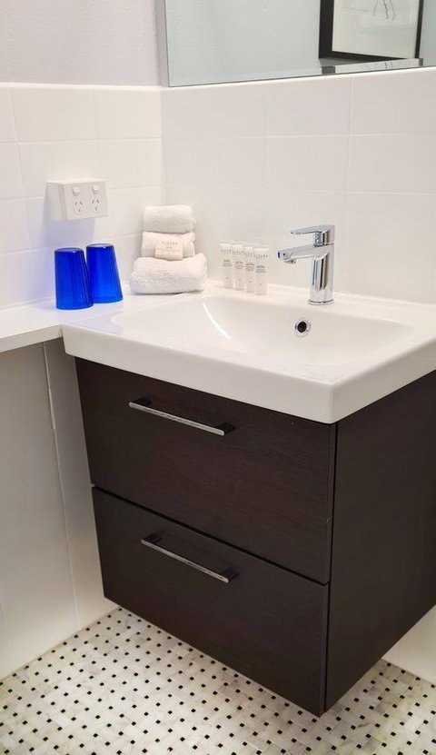 Oriana Motor Inn & Conf Ctr - Accommodation NSW 5