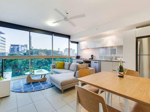 Alpha Mosaic Hotel - Accommodation NSW 15